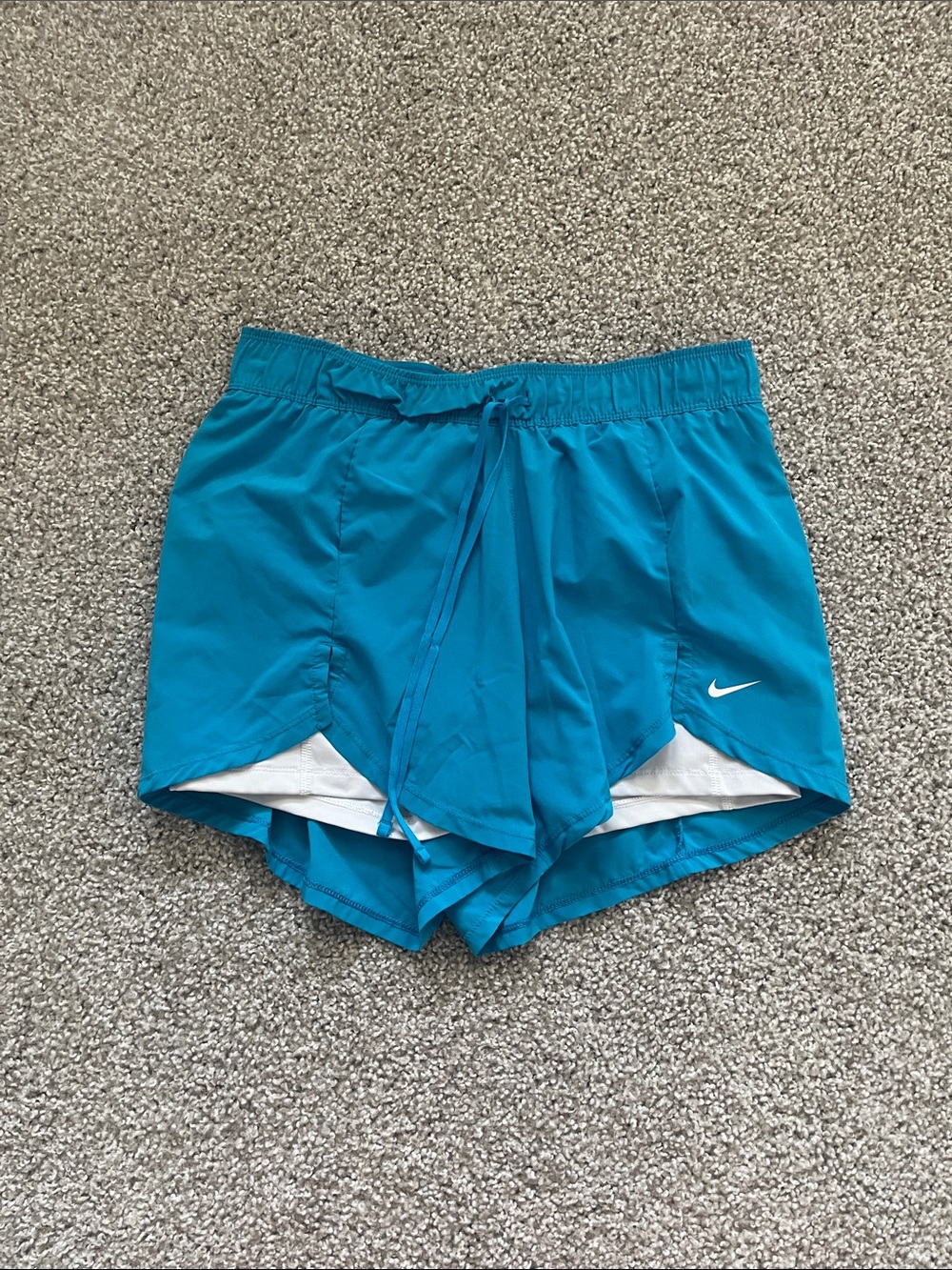 Nike Laser Blue Flex Essential 2-in-1 Training Shorts Size Medium